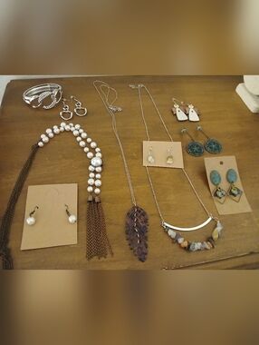 Lot Of Preloved Jewelry Items